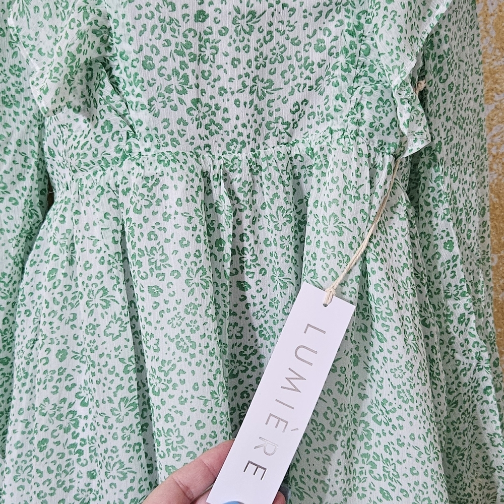 Dress - Picture 2 of 3